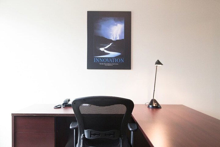 Room 9 of 27