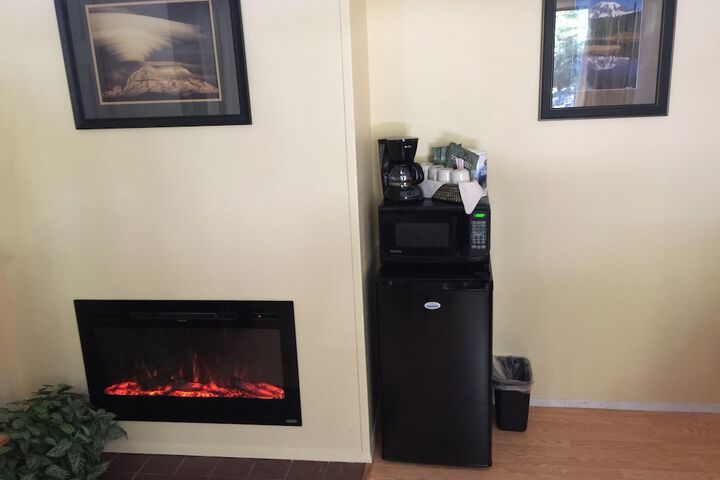Room 40 of 287