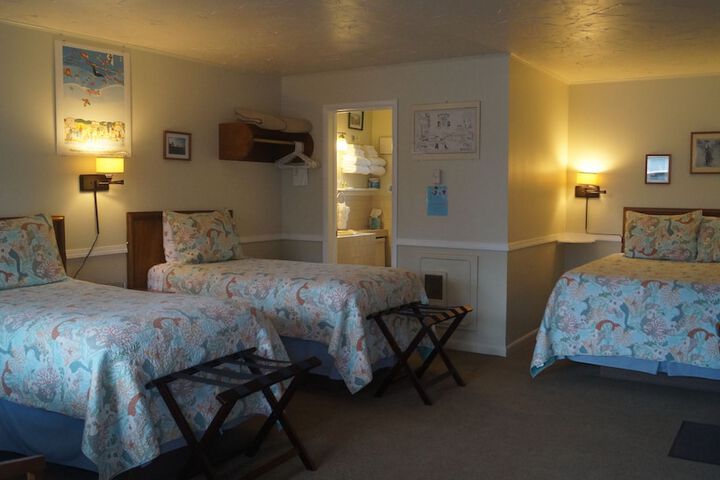 Room 42 of 71