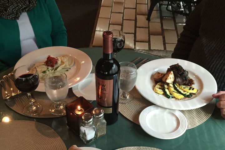 Dining 23 of 41