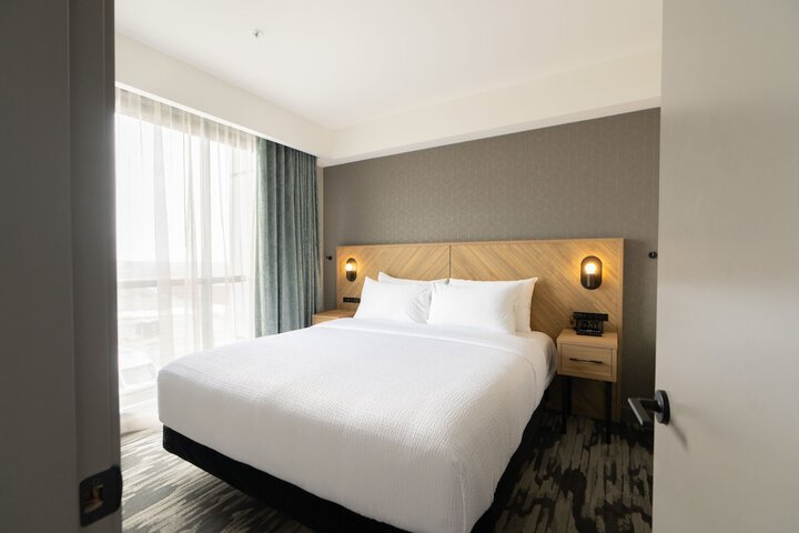 Sandman Signature Dartmouth Hotel & Suites