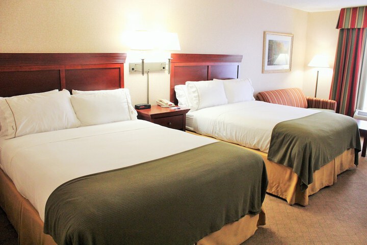 Room 27 of 75