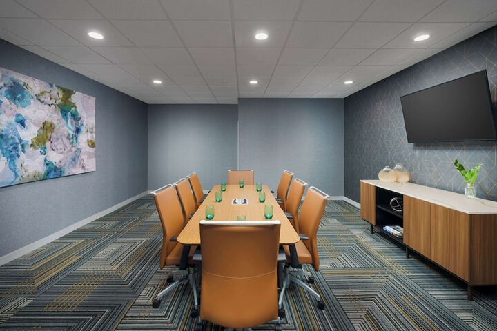 Homewood Suites by Hilton Providence / Warwick