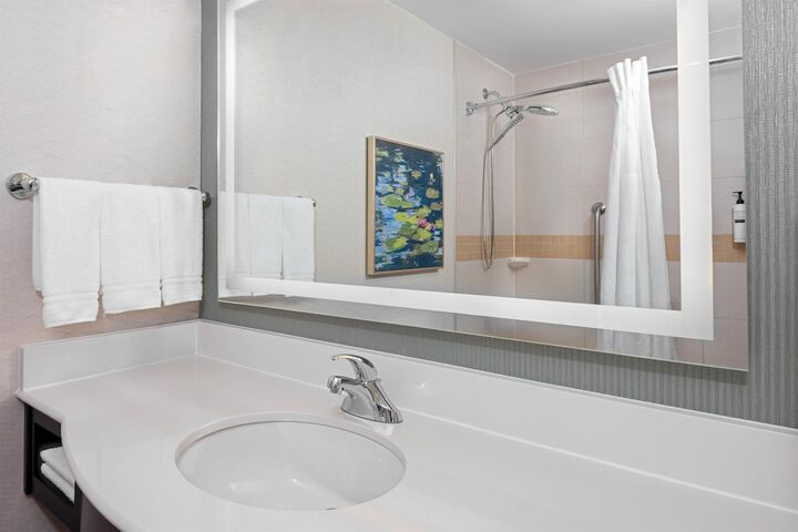 Hilton Garden Inn Wayne