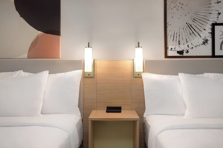 Room 15 of 31