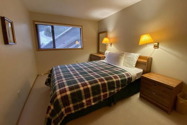The Griz Inn