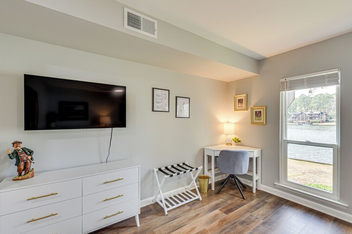 Pinehurst Lake Condo: Water View & Community Perks