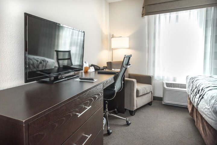 Room 29 of 37