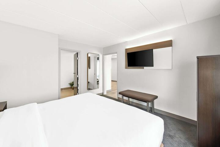 Room 16 of 45
