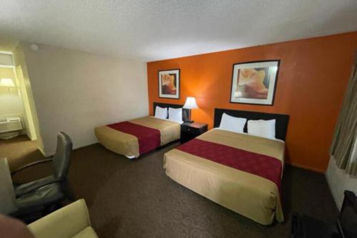 Room 21 of 30