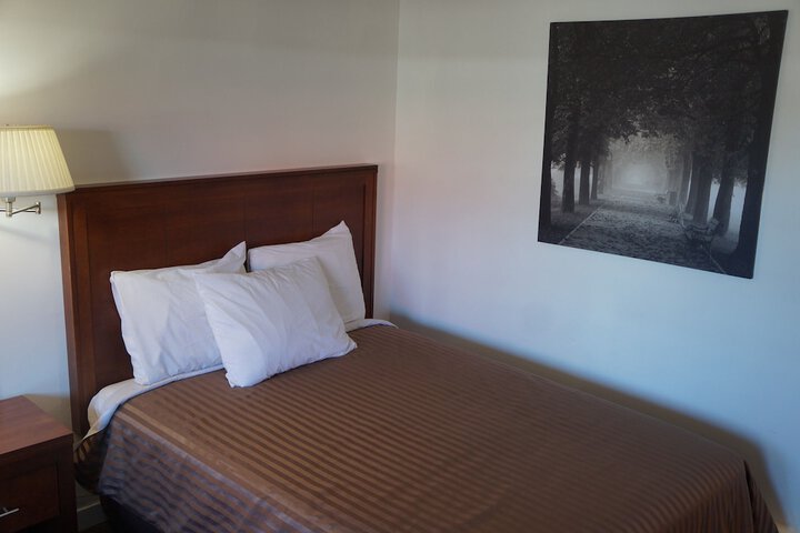 Westward Inn & Suites