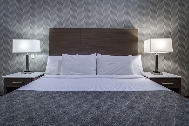 Room 43 of 60