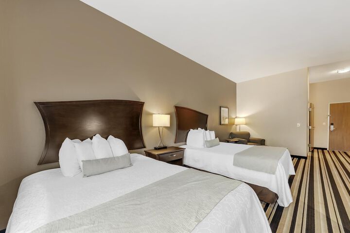 Best Western Plus Sand Bass Inn & Suites