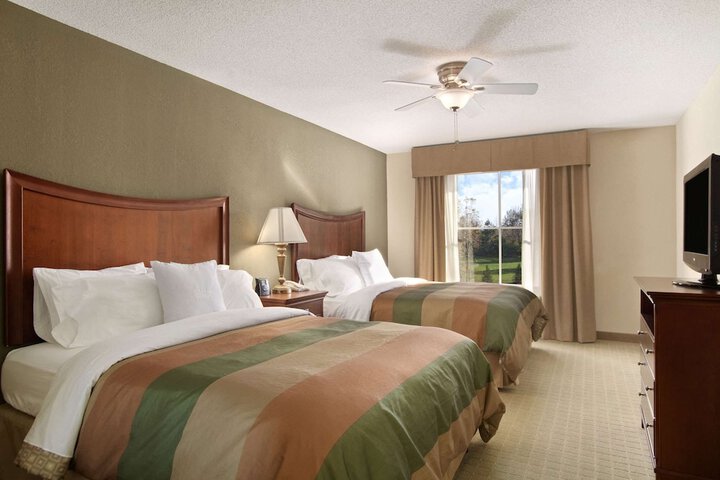 Room 18 of 30