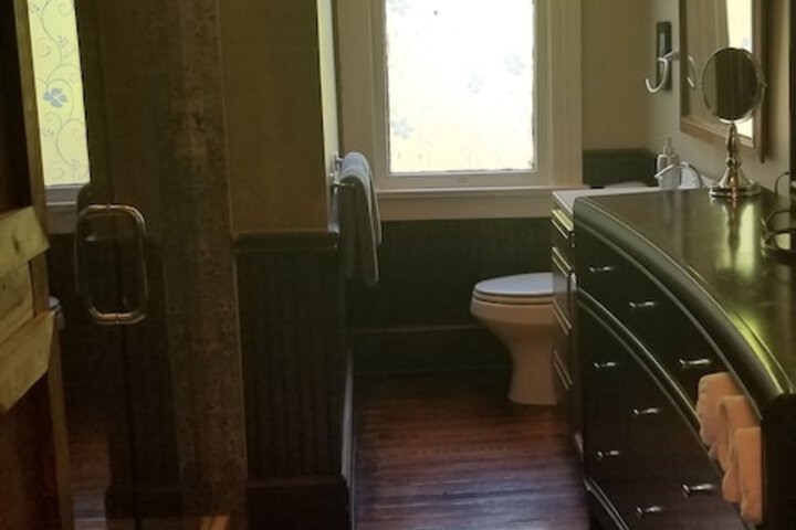 Room 34 of 91