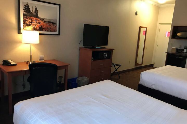 Room 11 of 40