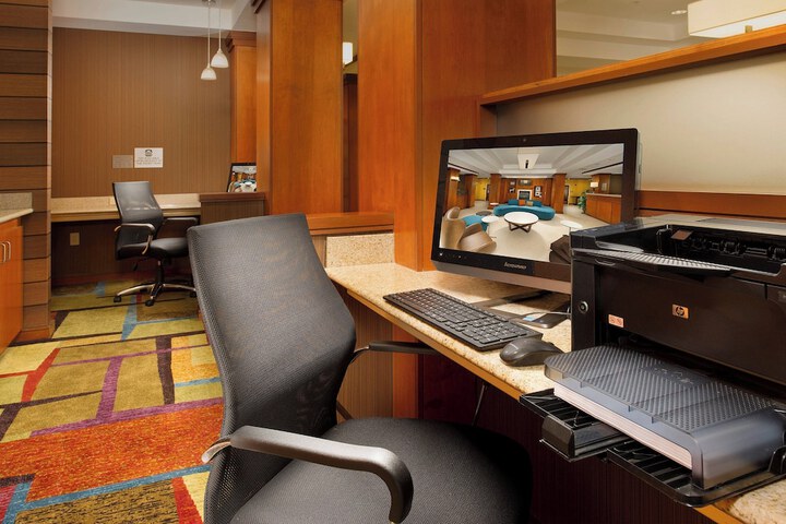 Fairfield Inn & Suites by Marriott Marshall