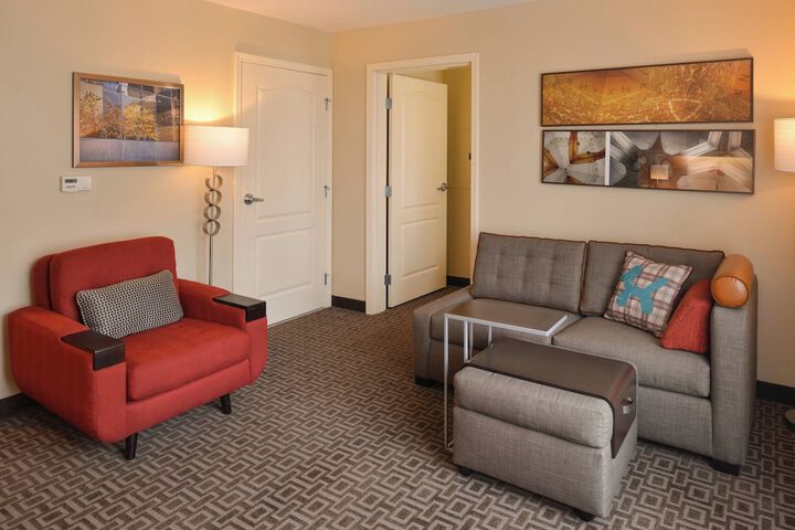 Room 30 of 53