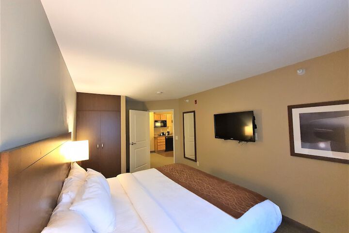 AmeriVu Inn and Suites - Chisago City
