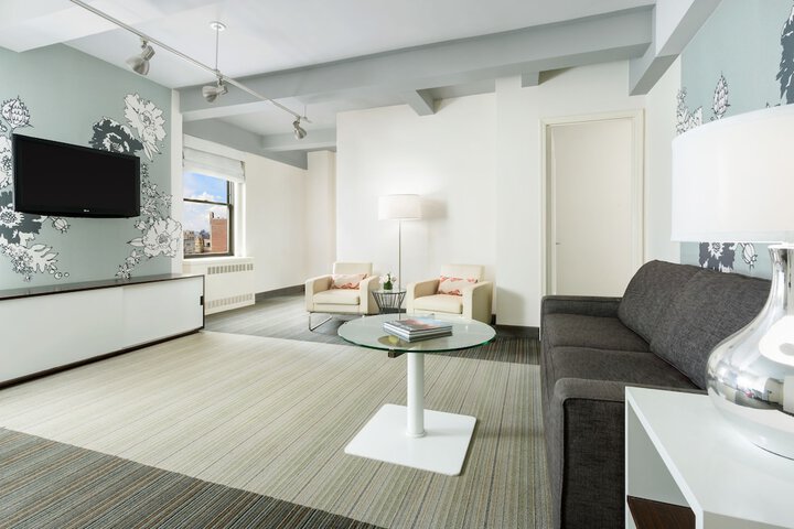 Room 14 of 61