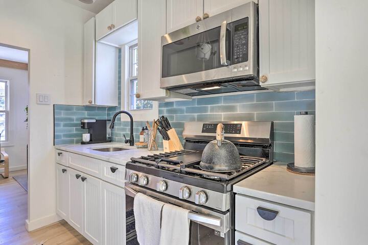 Greenwood Lake Cottage w / Grill & Lake Access