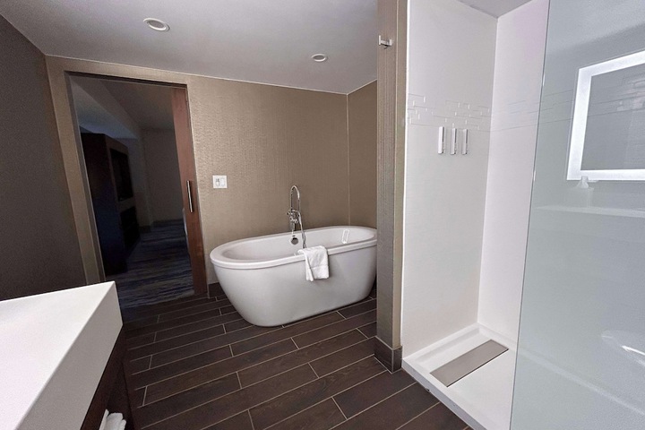 Skyline Hotel Detroit Airport SureStay Collection by BW