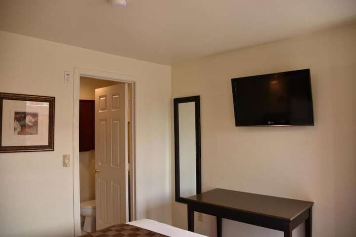 Room 28 of 30
