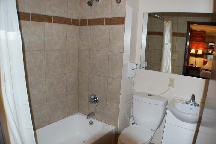 Alpine Lodge & Resort Burkesville