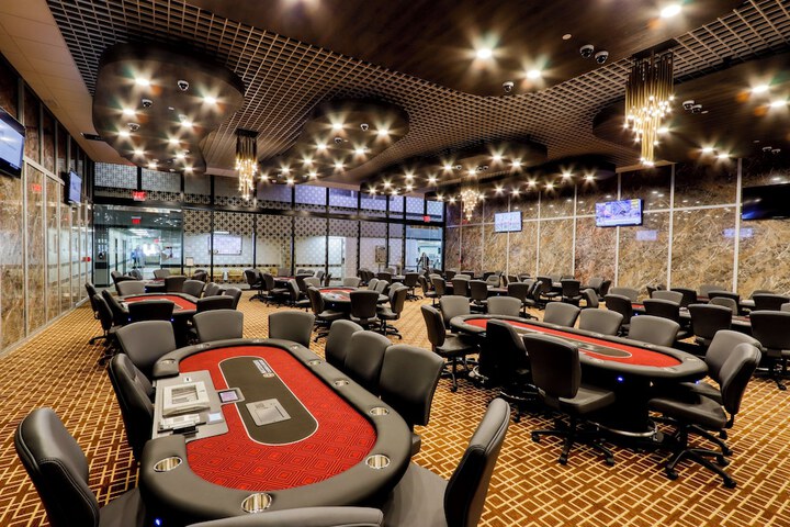 Entertainment 63 of 70