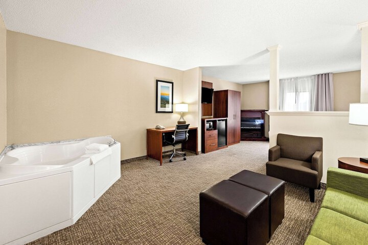 Room 35 of 58