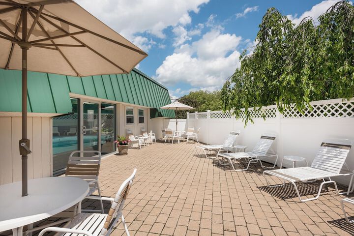 Terrace/Patio 43 of 44