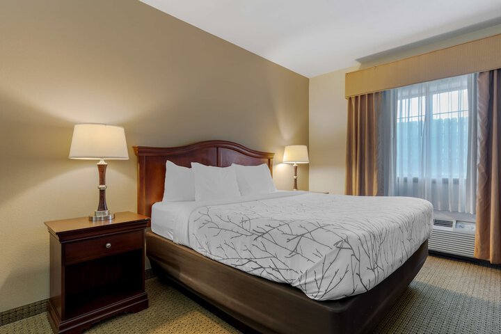 Room 8 of 27