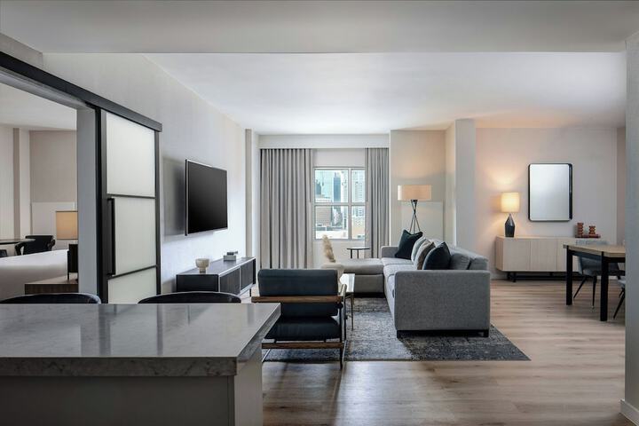 Sheraton Fort Worth Downtown Hotel