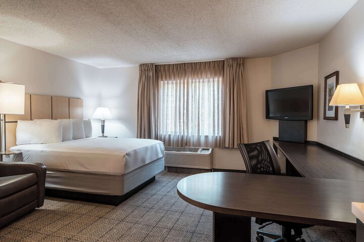 Sonesta Simply Suites Dallas Richardson