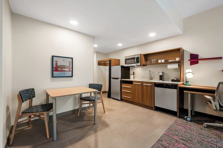 Home2 Suites by Hilton Sneads Ferry North Topsail Beach