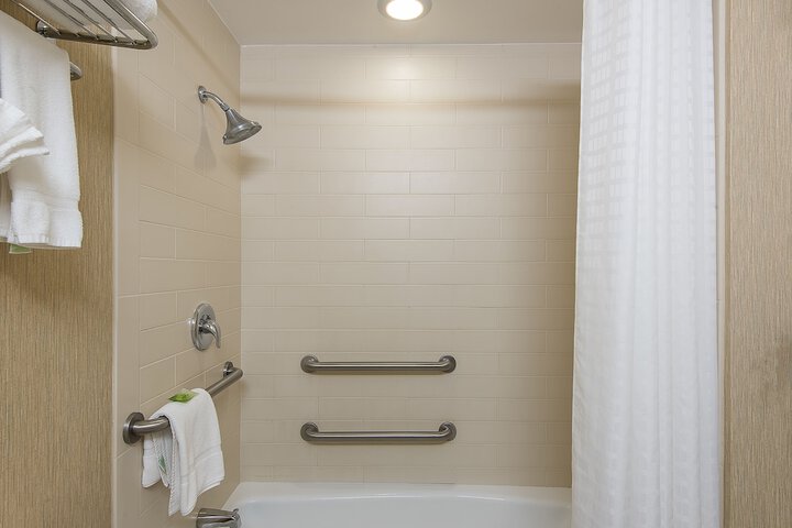 Holiday Inn Express Princeton Southeast by IHG
