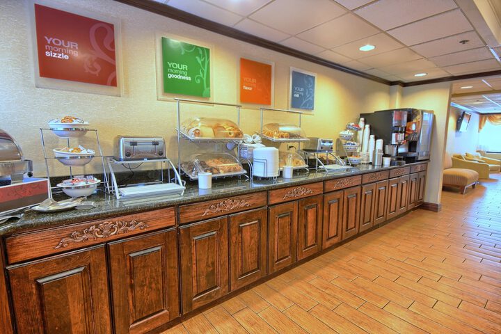 Breakfast/Coffee Service 55 of 62