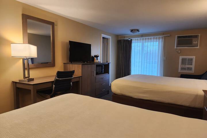 Hyannis Travel Inn