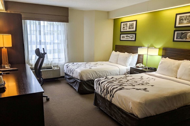 Room 21 of 30