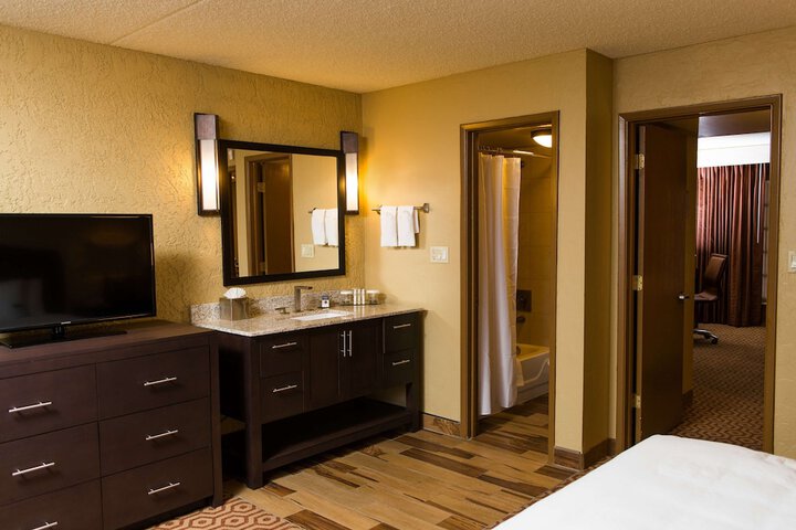 Room 40 of 68