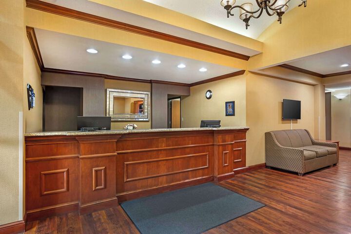Hotel Interior 9 of 42
