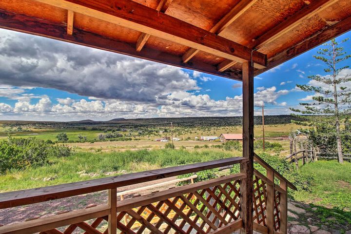 Peaceful Ranch Cabin 3 Mi to Becker Lake!