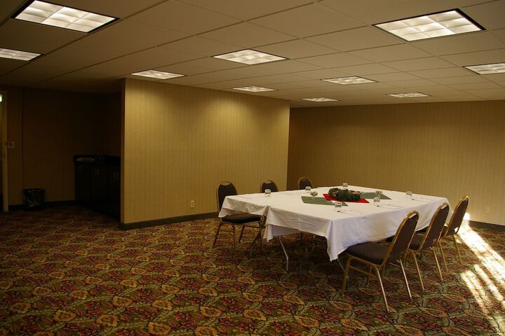 Sturbridge Host Hotel & Conference Center