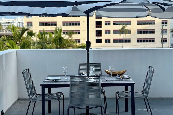 Bay Breeze Premium Apartments by Eskape Collection