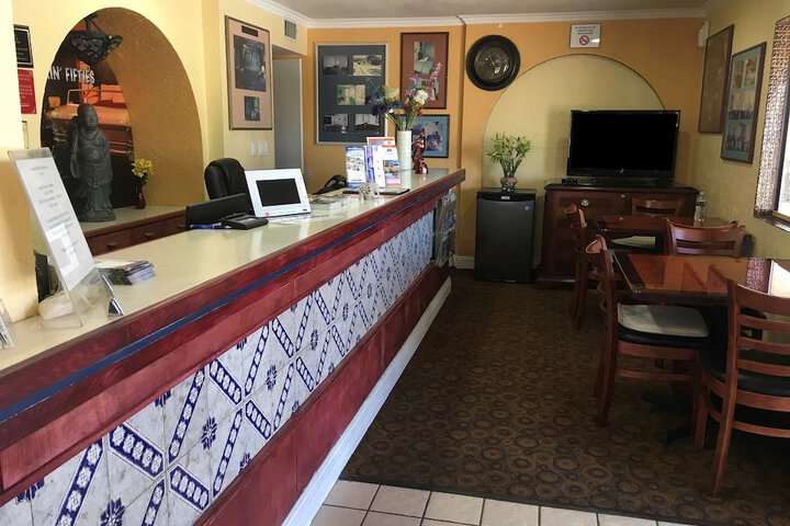 Hotel 4 of 124