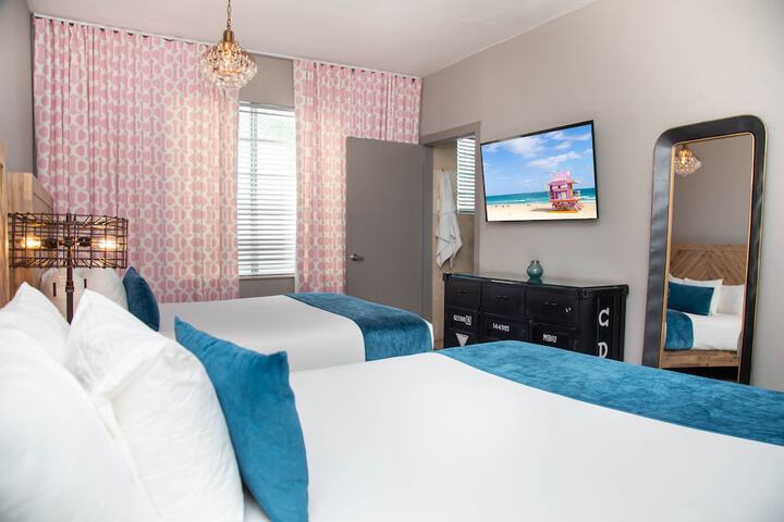 Room 28 of 44