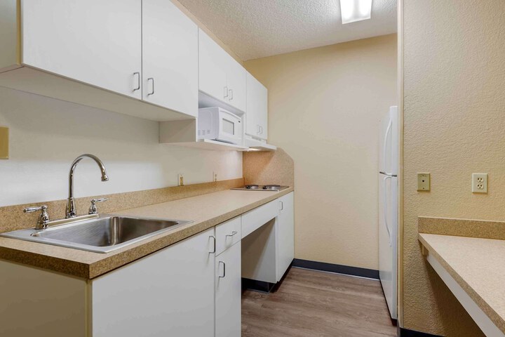 Room 14 of 31