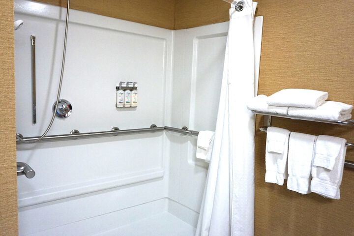 Room 59 of 80