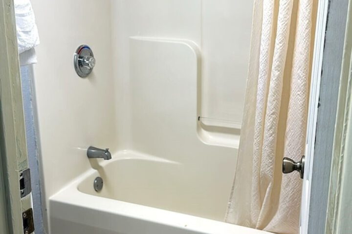 Room 15 of 20