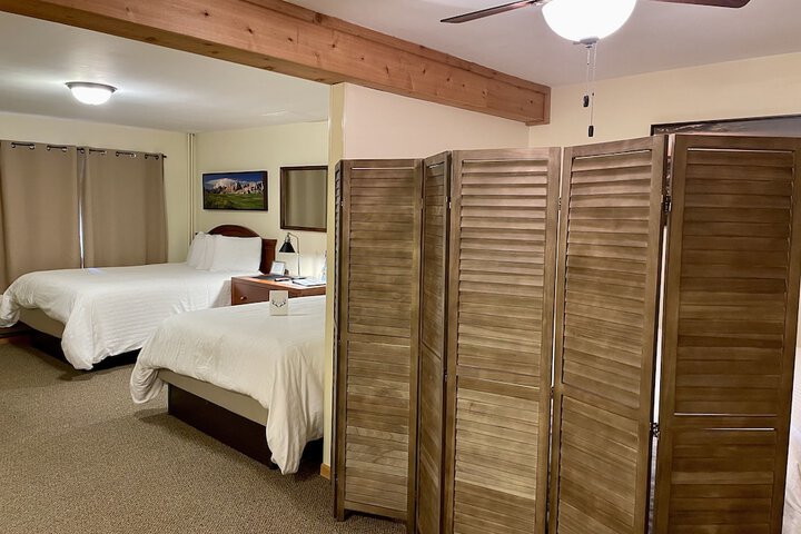 Whitetail Creek Resort
